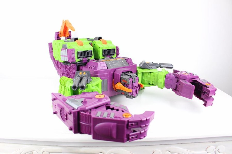 Image Of Titan Class Earthrise Scorponok And Lord Zarak  (20 of 32)